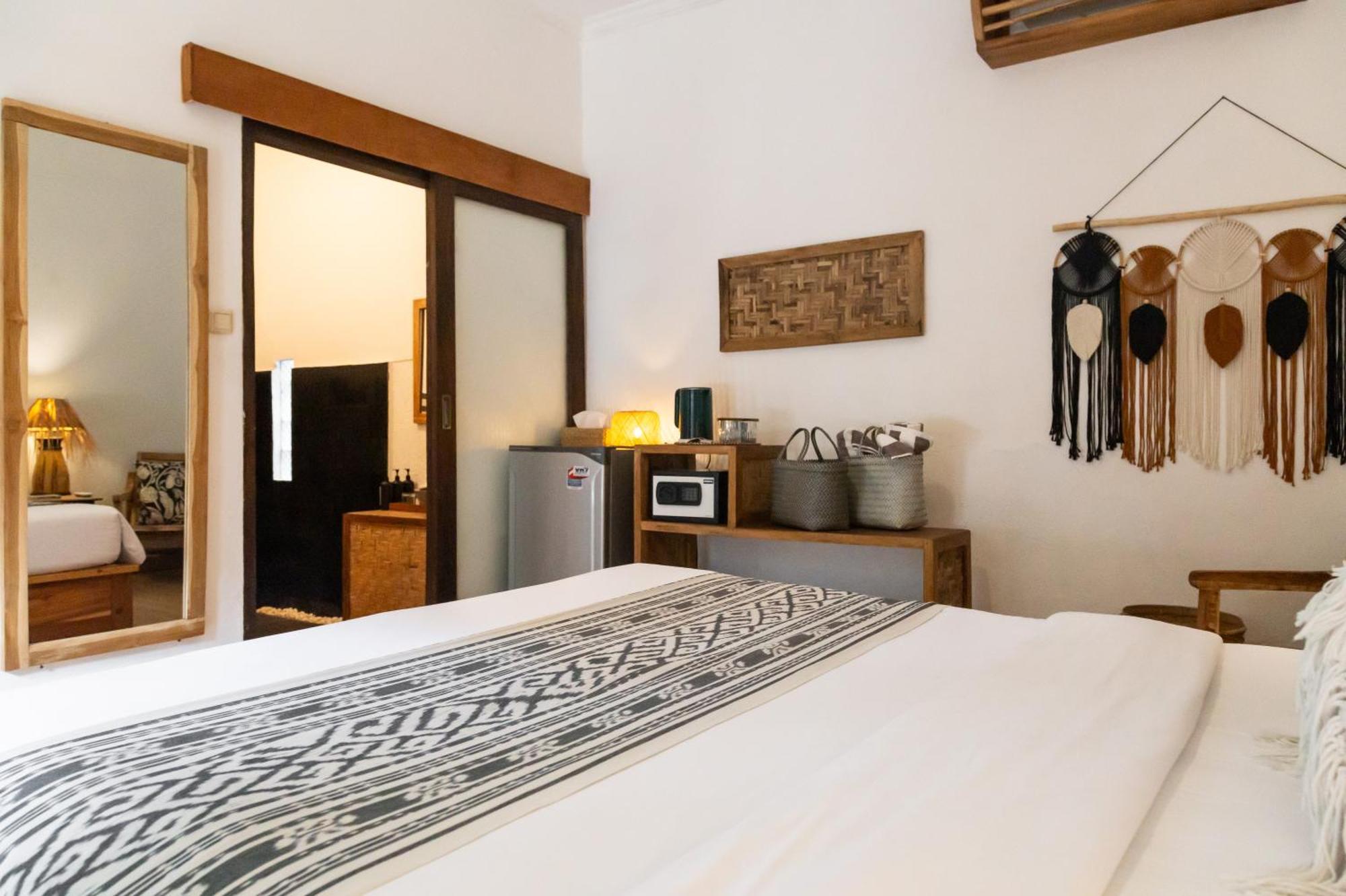 Villa Bagus - Adults Only Hideaway غيلي آير المظهر الخارجي الصورة